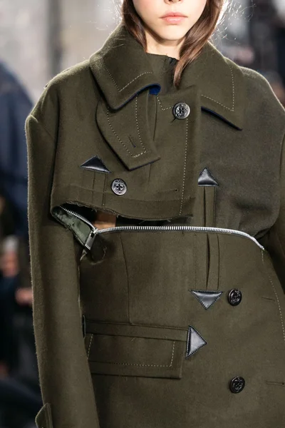 Look 65